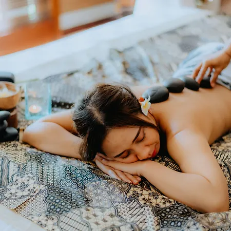 Kamaniiya Petitenget Seminyak
