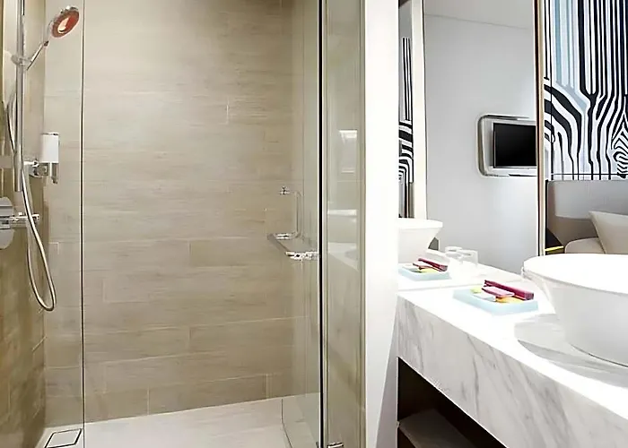 Kamaniiya Petitenget 4* سمينياك